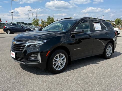 Used 2023 Chevrolet Equinox LT AWD/4WD image 9