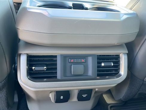 Used 2024 Ford F150 Platinum w/ Equipment Group 703A Plus AWD/4WD image 20