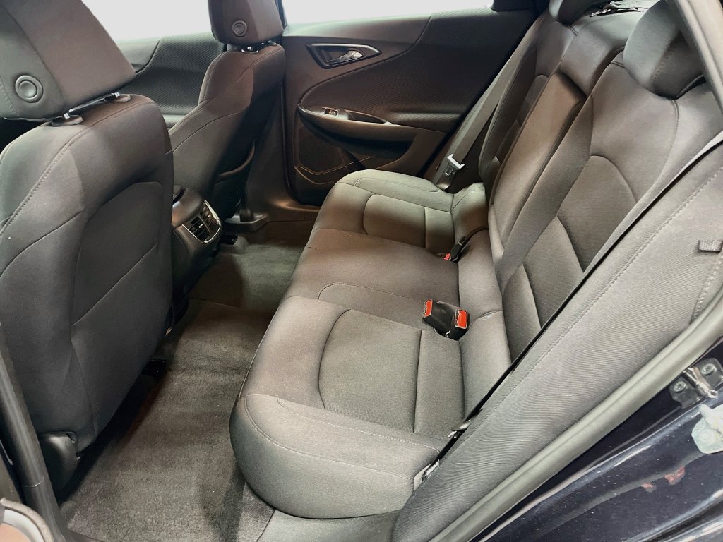 Used 2023 Chevrolet Malibu LT w/ Driver Confidence Package FWD image 24