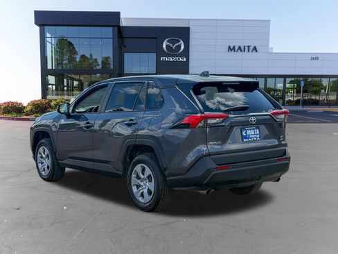 Used 2025 Toyota RAV4 LE AWD/4WD image 5