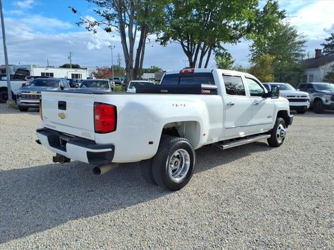 Used 2015 Chevrolet Silverado 3500 High Country w/ Duramax Plus Package image 7