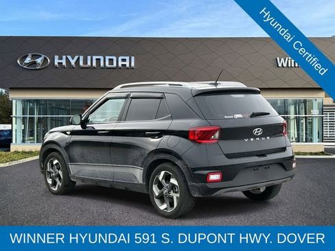 Certified 2024 Hyundai Venue SEL image 3