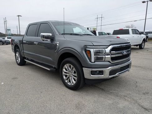 Used 2025 Ford F150 Lariat AWD/4WD image 2
