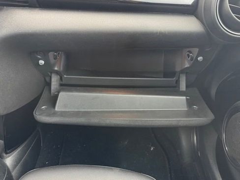 Used 2019 MINI Cooper S w/ Premium Package image 26