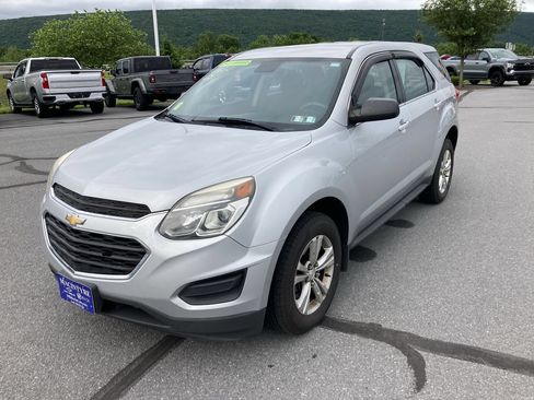 Used 2016 Chevrolet Equinox LS AWD/4WD image 3