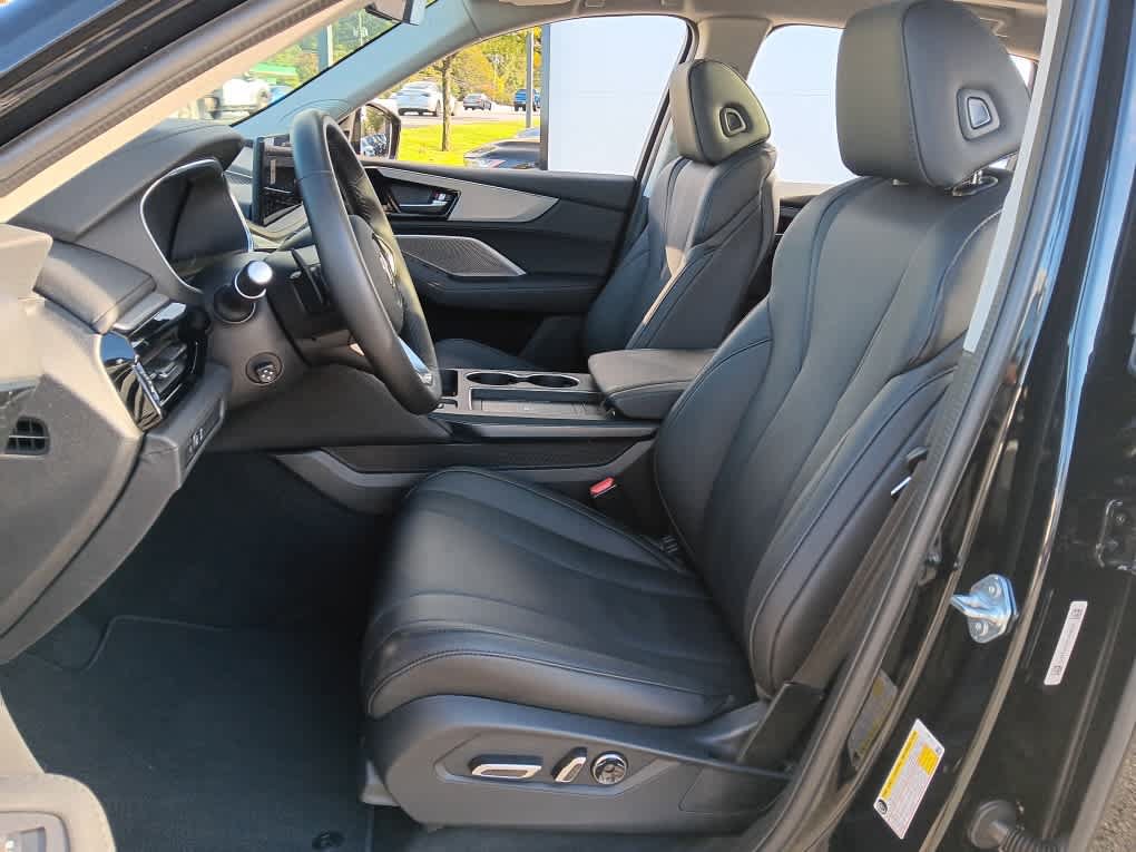 Used 2026 Acura MDX SH-AWD image 12