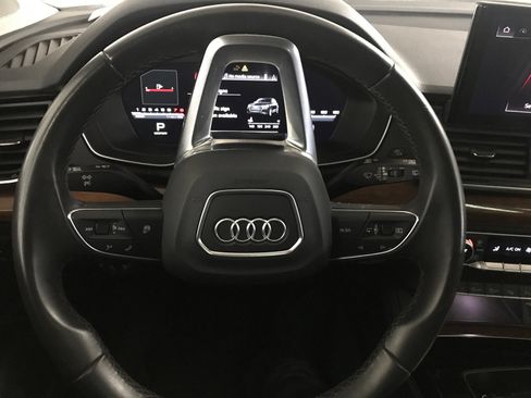 Used 2023 Audi Q5 2.0T Prestige w/ Prestige Package image 17