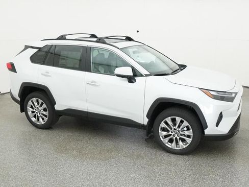 New 2025 Toyota RAV4 Limited image 12