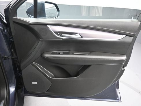 Used 2018 Cadillac XT5 Luxury w/ Driver Awareness Package FWD image 41