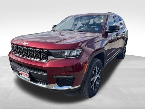 Used 2025 Jeep Grand Cherokee L Limited w/ Trailer Tow Package image 21