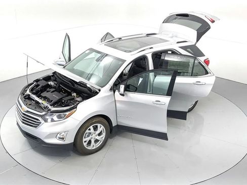 Used 2021 Chevrolet Equinox Premier FWD image 46
