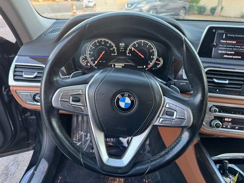 Used 2016 BMW 740i RWD image 25