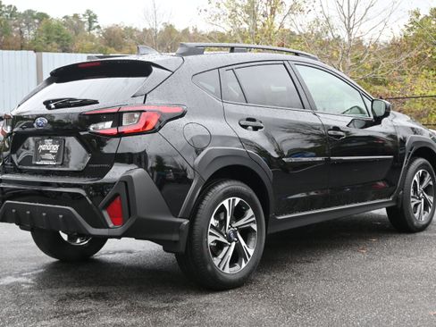 Used 2026 Subaru Crosstrek 2.0i Premium AWD/4WD image 9
