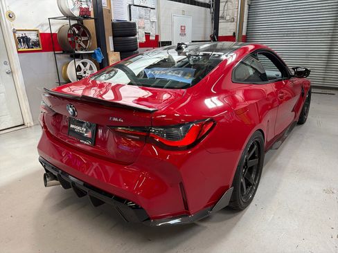 Used 2021 BMW M4 Coupe image 5