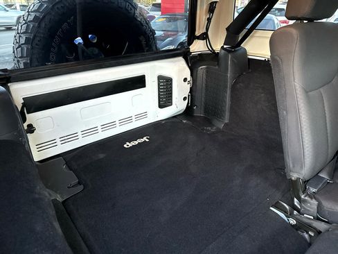 Used 2016 Jeep Wrangler Unlimited Sport w/ Quick Order Package 24S image 23