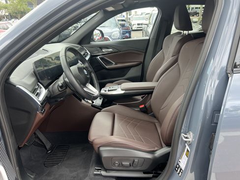 Certified 2025 BMW X2 xDrive28i AWD/4WD image 16