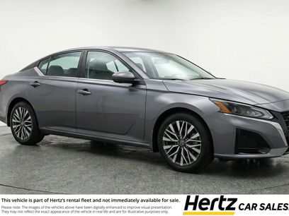 Used 2025 Nissan Altima 2.5 SV