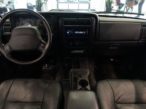 Used 2000 Jeep Cherokee Sport AWD/4WD image 9