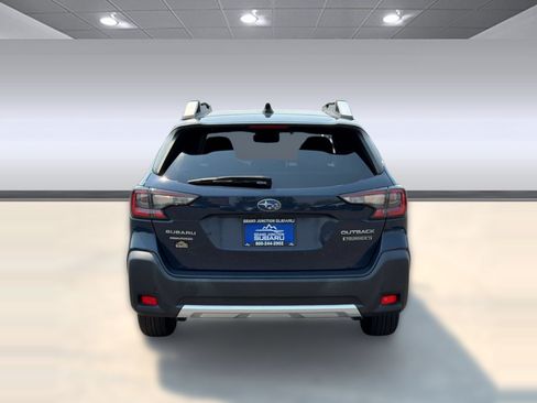 Used 2024 Subaru Outback Touring XT AWD/4WD image 10