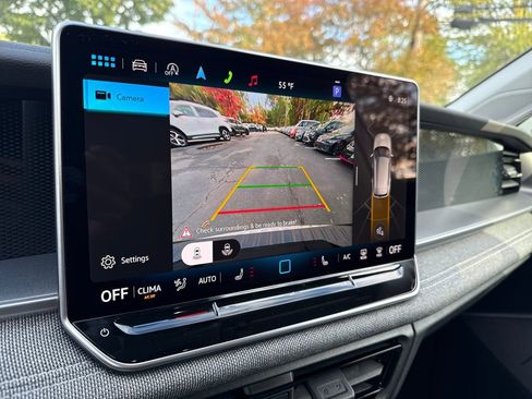 New 2025 Volkswagen Tiguan S image 9