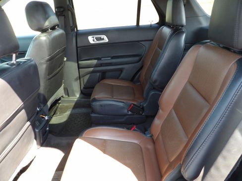 Used 2013 Ford Explorer Limited image 12