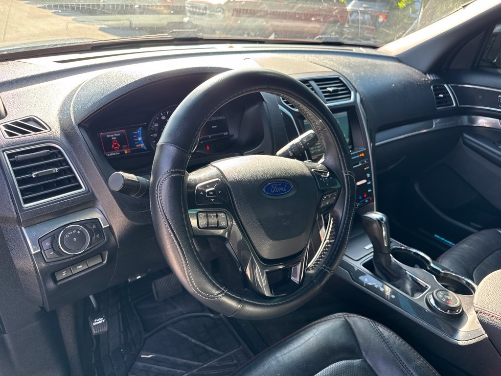 Used 2016 Ford Explorer Sport w/ Equipment Group 401A AWD/4WD image 9
