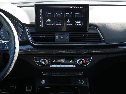 Used 2022 Audi SQ5 Premium w/ Convenience Package image 22