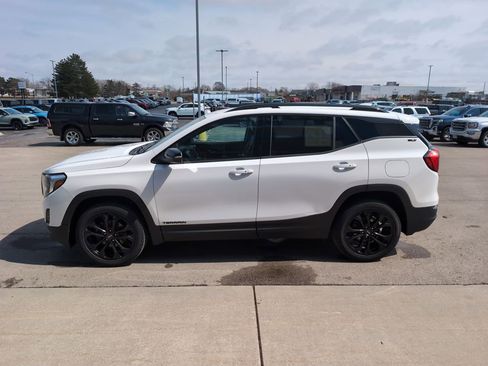 Used 2020 GMC Terrain SLT w/ Preferred Package image 5