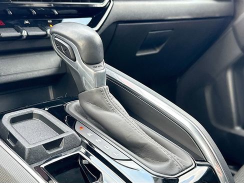 Used 2024 GMC Canyon Elevation w/ Trailering Package image 16