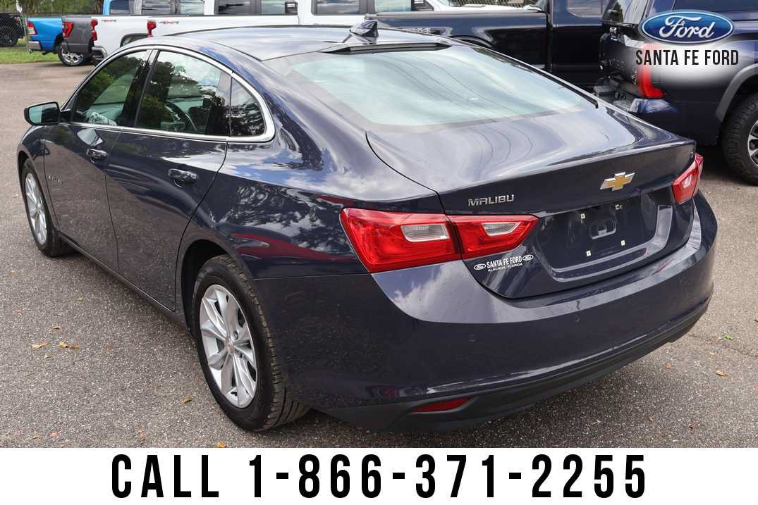 Used 2025 Chevrolet Malibu LT FWD image 3