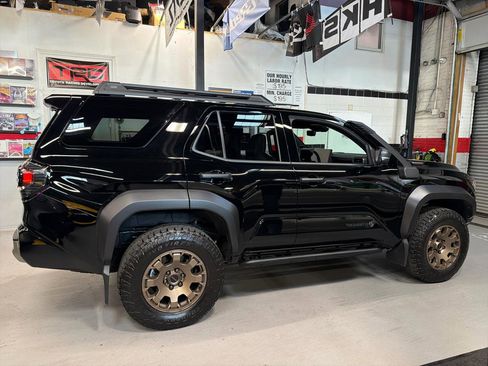 Used 2026 Toyota 4Runner Trailhunter AWD/4WD image 4