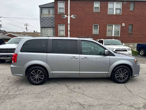 Used 2018 Dodge Grand Caravan GT FWD image 6