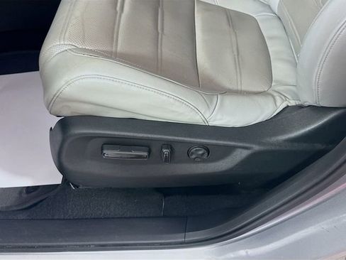 Used 2018 Honda CR-V EX-L image 20