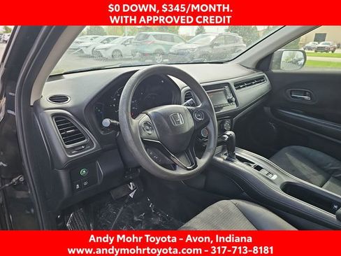 Used 2022 Honda HR-V LX image 9