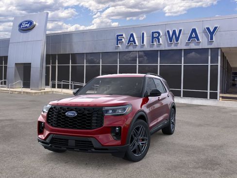New 2025 Ford Explorer ST-Line w/ Premium Package RWD image 2