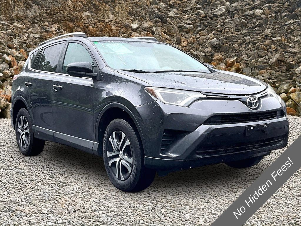 Used 2016 Toyota RAV4 LE AWD/4WD image 9