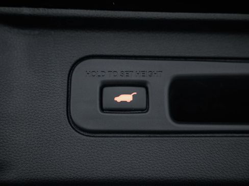 Used 2024 Honda Pilot EX-L image 23