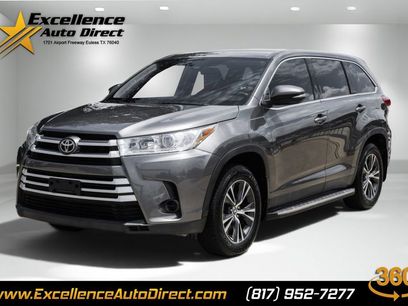 Used 2019 Toyota Highlander LE