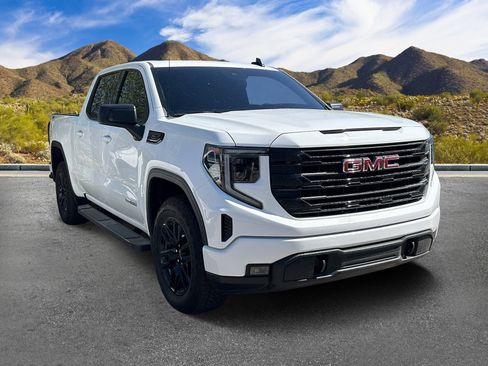 Used 2025 GMC Sierra 1500 Elevation w/ X31 Off-Road Package AWD/4WD image 4