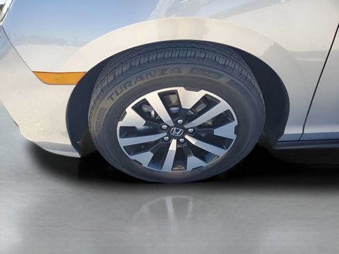 Used 2025 Honda Odyssey EX-L image 17