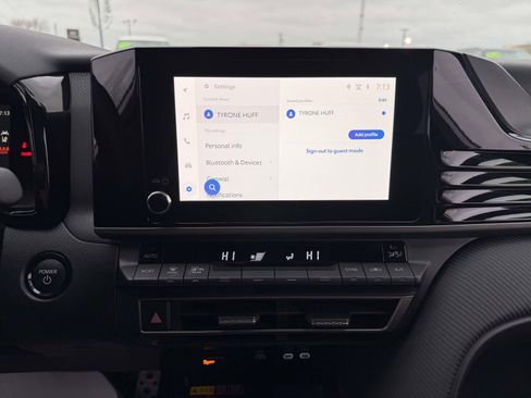 Used 2025 Toyota Camry SE image 22