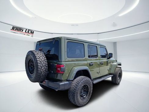 Used 2021 Jeep Wrangler Unlimited Sahara image 3