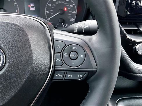 Used 2023 Toyota Corolla SE image 23