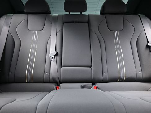 Certified 2024 Hyundai Elantra SEL w/ Convenience Package FWD image 15