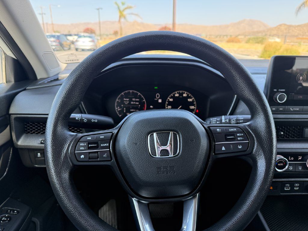 Used 2024 Honda CR-V EX image 17