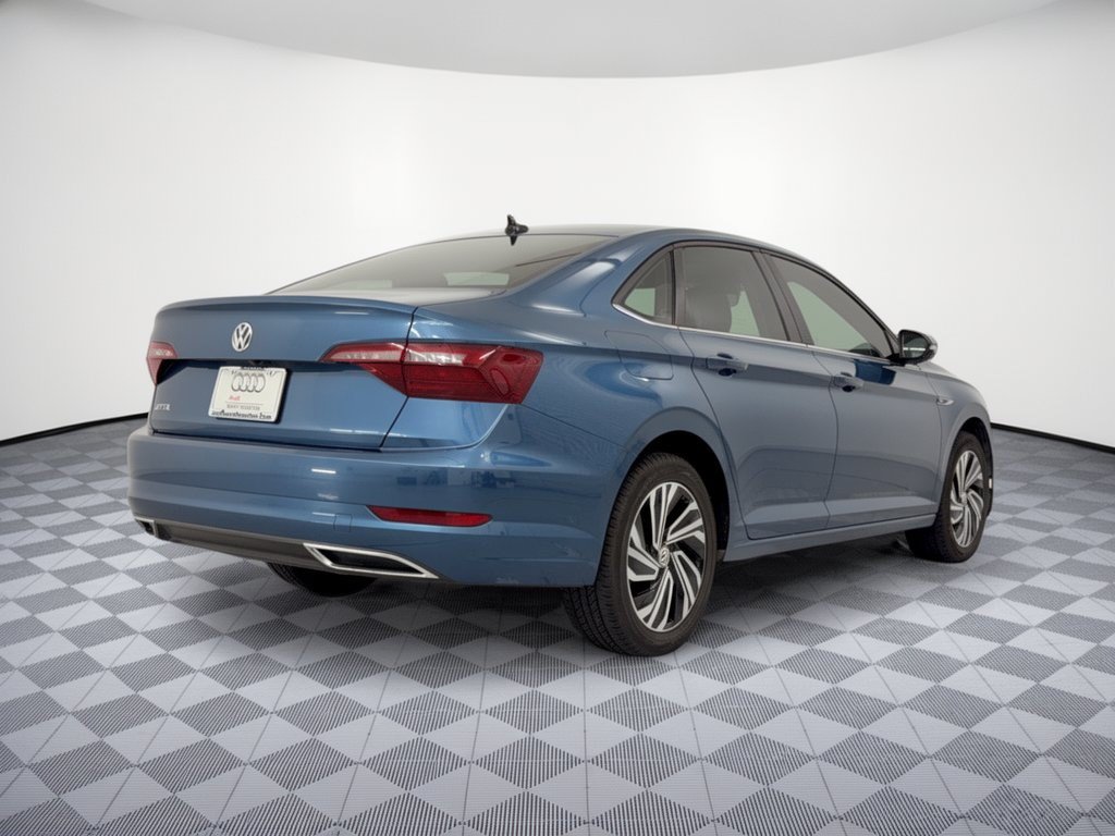 Used 2021 Volkswagen Jetta SEL Premium FWD image 9