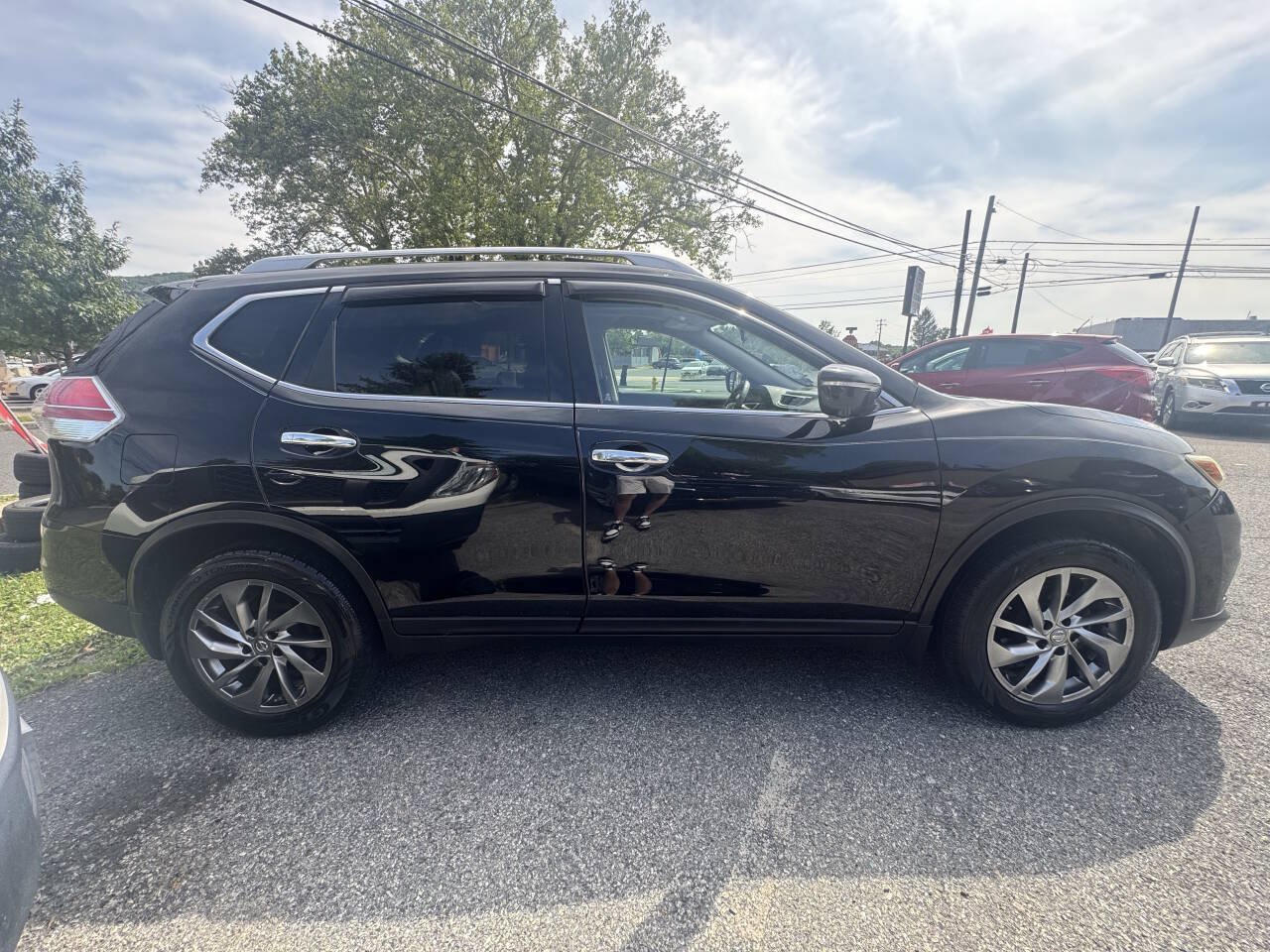 Used 2015 Nissan Rogue SL w/ SL Premium Package AWD/4WD image 6