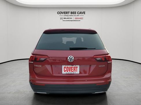 Used 2019 Volkswagen Tiguan S image 8