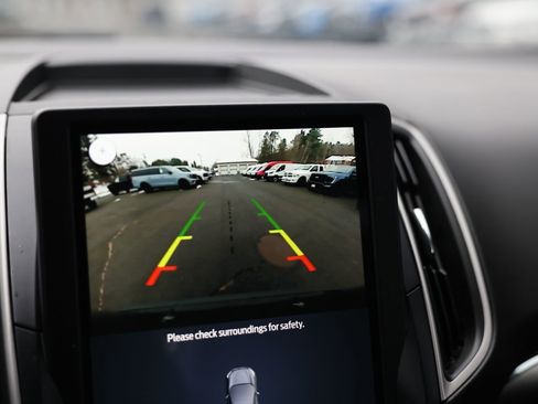 Certified 2022 Ford Edge SEL w/ Convenience Package image 20