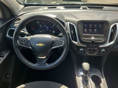 Used 2024 Chevrolet Equinox LT FWD image 17